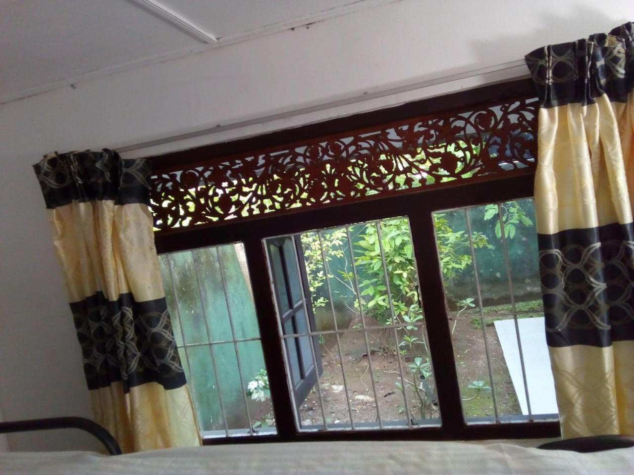 Ceylon Hostel-Galle Унаватуна Экстерьер фото